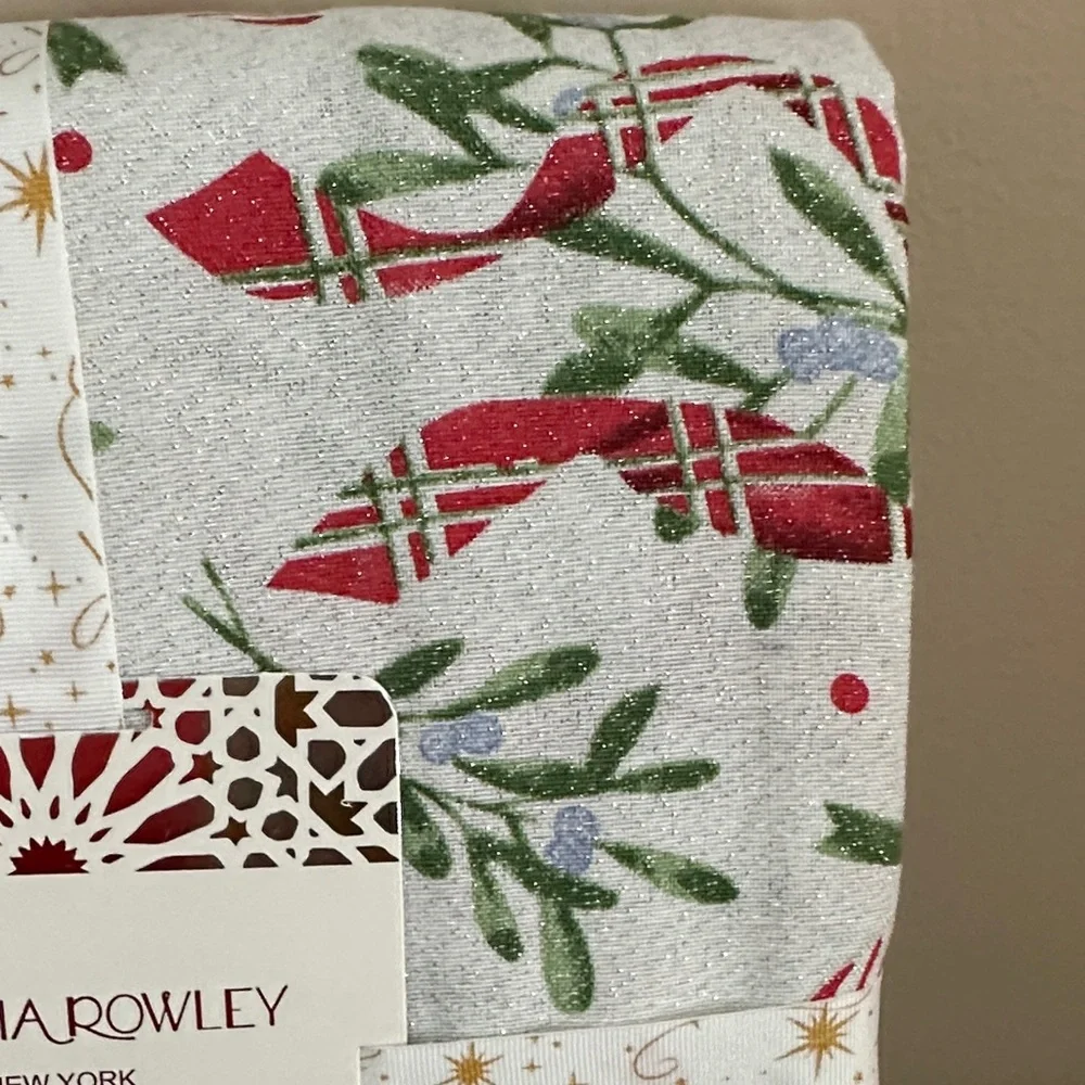Cynthia Rowley Festive Holiday Tablecloth Red Plaid Bow 60x120 NEW!